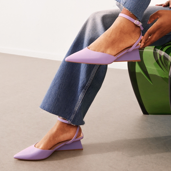 Pointed Toe Chunky Low Heel Pumps - PURPLE - 1